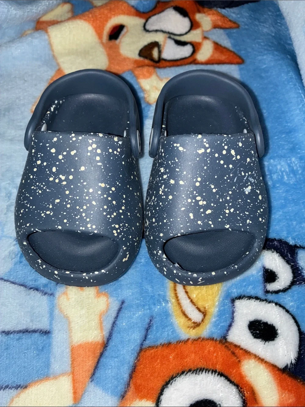 Kids Navy Blue Speckled Slide Sandals